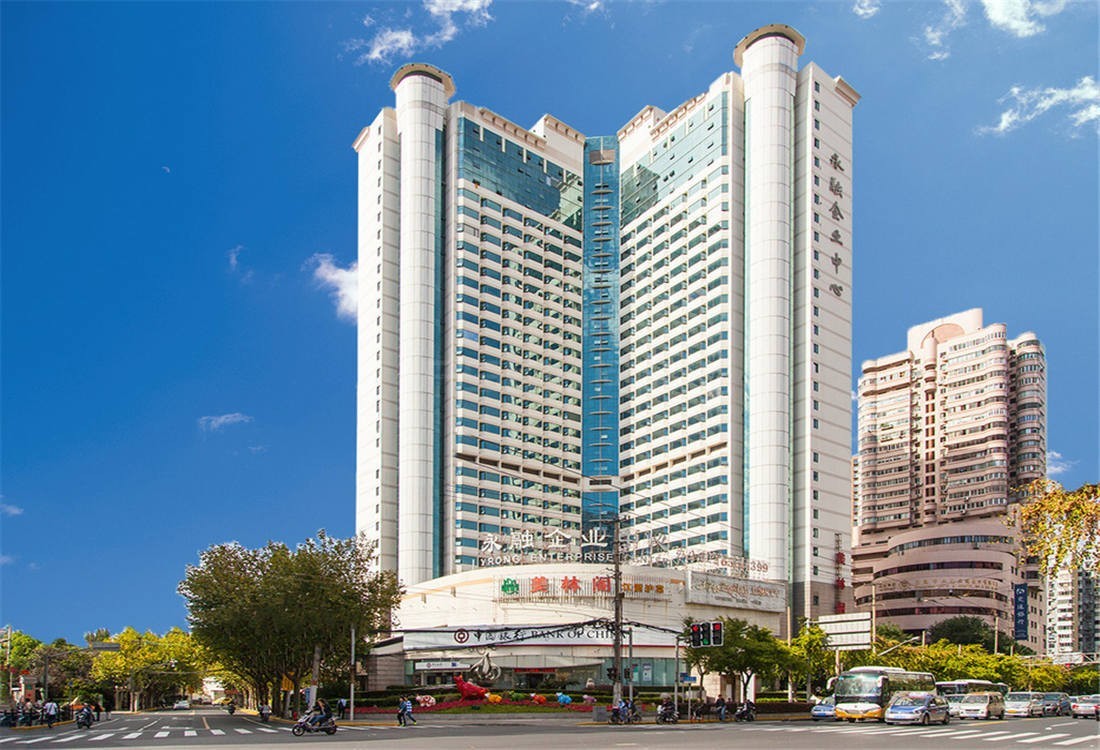 虹口核心地标：永融企业中心——集酒店与办公于一体的甲级写字楼租赁全解析