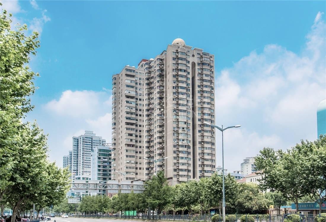 地铁4号线旁，灵活办公空间：探秘裕兴大厦租赁价值