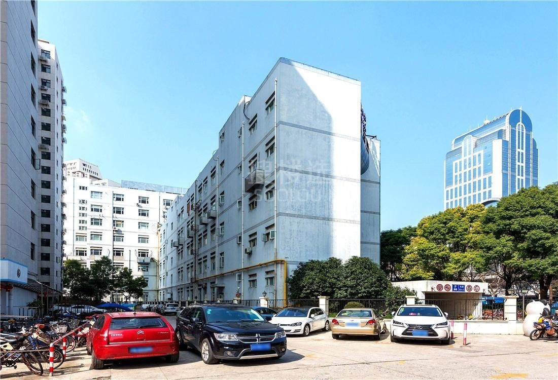 虹口核心商务地标：新神州商厦写字楼全解析，租金3元/㎡起