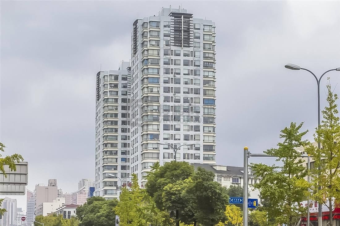 双轨交汇+拎包入驻：天宝华庭高性价比商务空间租赁指南