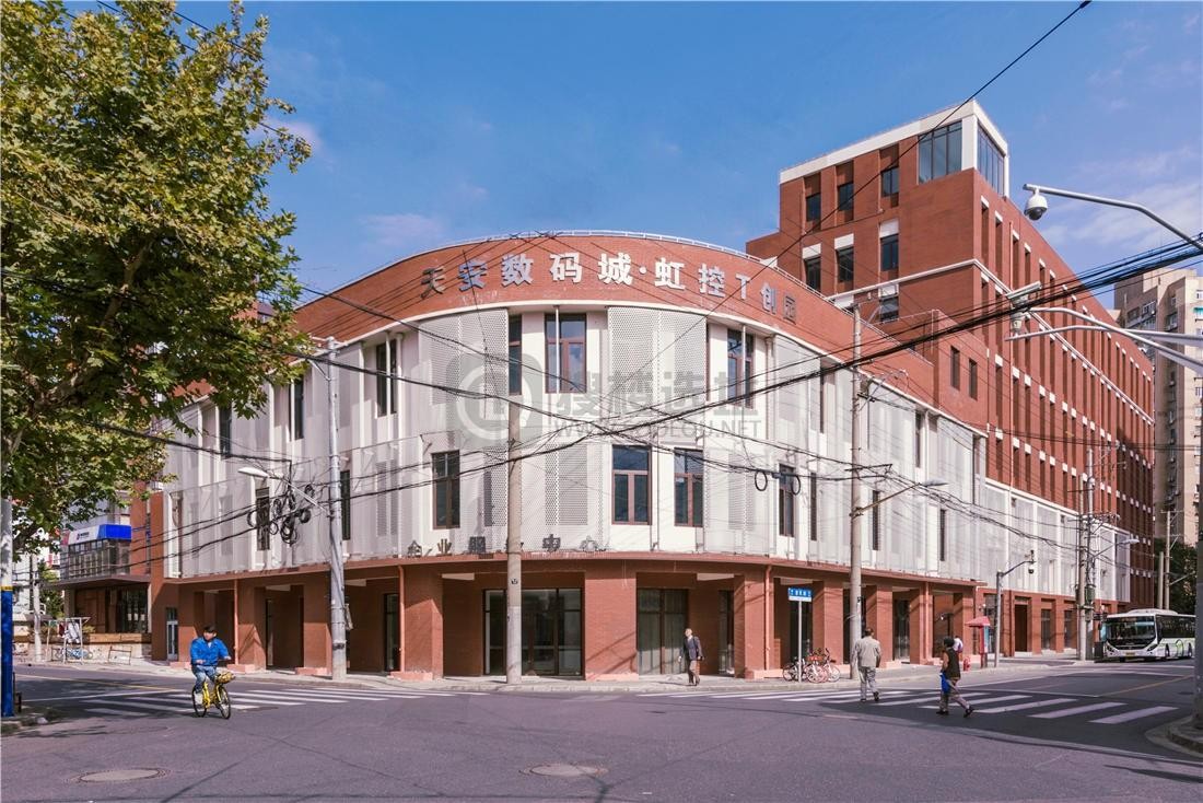 从历史厂房到科创高地：揭秘虹口北外滩地标园区虹控T创园的办公价值