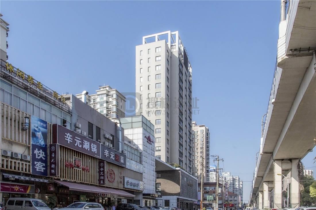 区位价值解析：上海香杉商务中心——内环线旁，地铁口上的高性价比办公之选