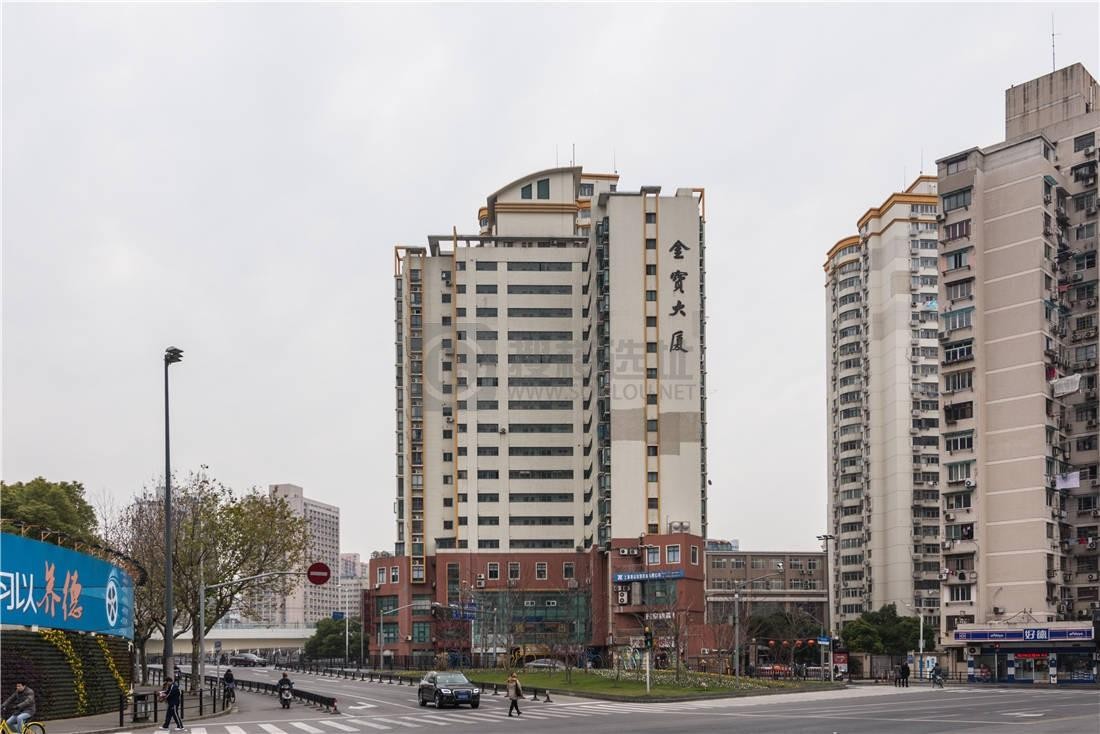 一站式商务生活圈：上海金宝大厦写字楼租赁全解析，坐享成熟商圈与立体交通