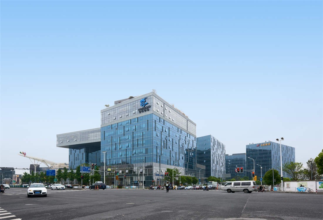 双轨交汇·生态办公：上海七宝宝龙城甲级写字楼租赁全解析​