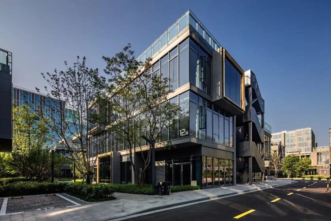 择址大虹桥芯，赋能全周期成长——上海万科七宝国际甲级写字楼全景解析