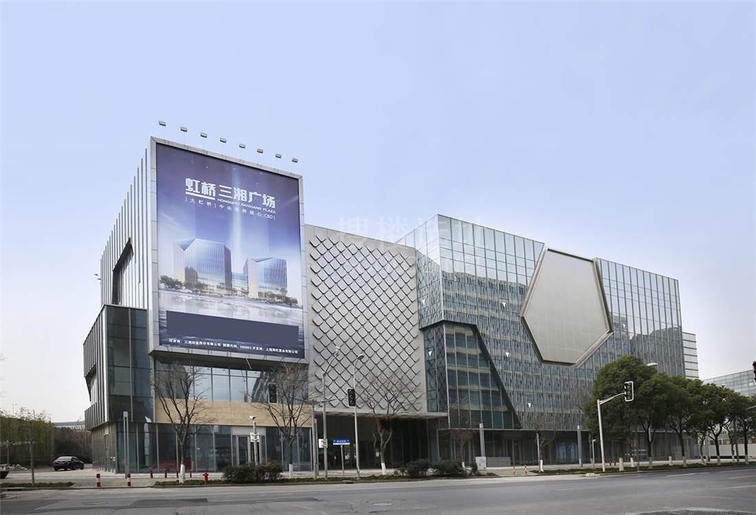 择址虹桥核心，共赢商务未来——虹桥三湘广场甲级写字楼全景解析