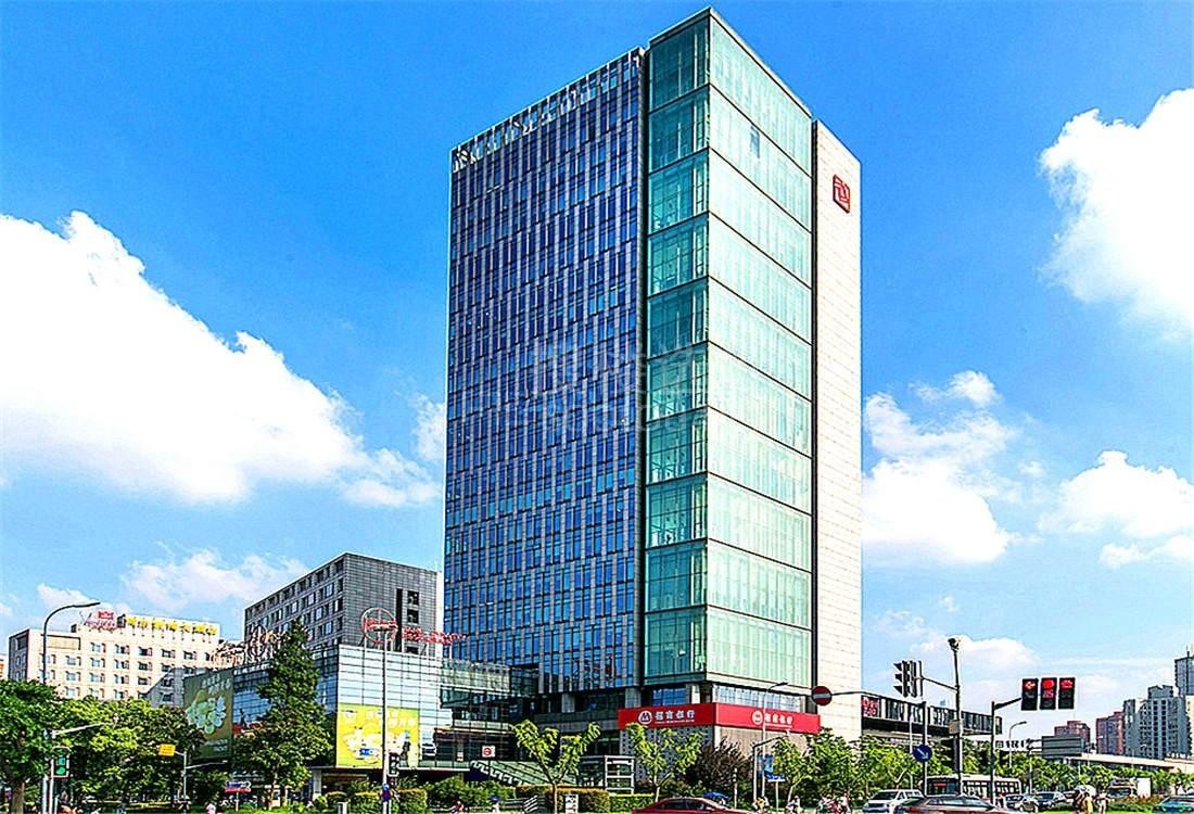正对同济大学，LEED认证绿色商务空间：同济联合广场办公租赁详情