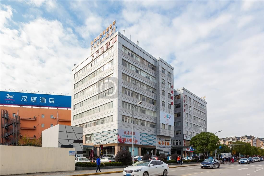 上海闵行区先锋大厦：地铁10号线旁的高性价比写字楼租赁全解析