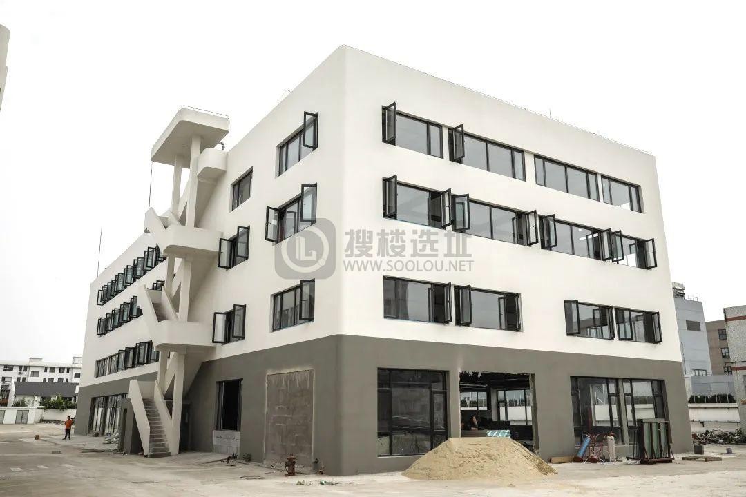 性价比之选：探秘上海泓毅大厦的实用办公空间与交通优势​