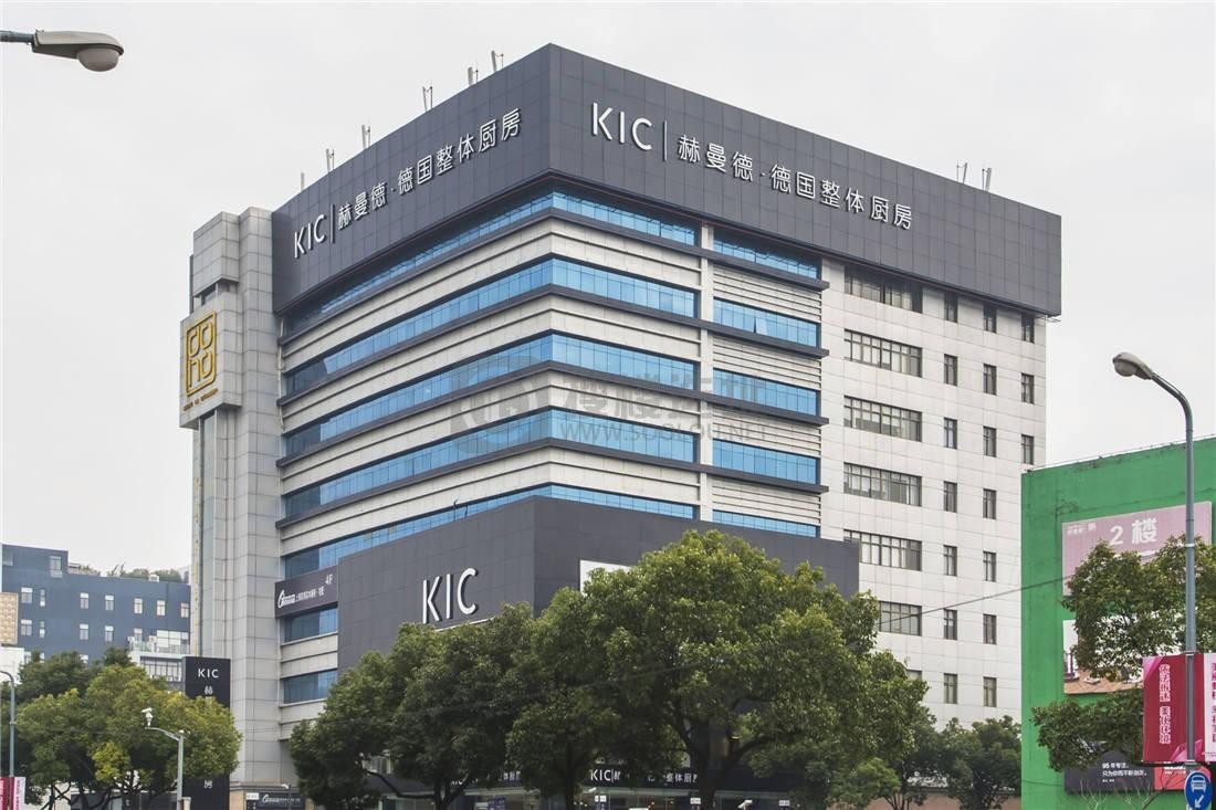 性价比之选：探秘上海中中家缘新盛商务大楼的办公优势与租赁详情