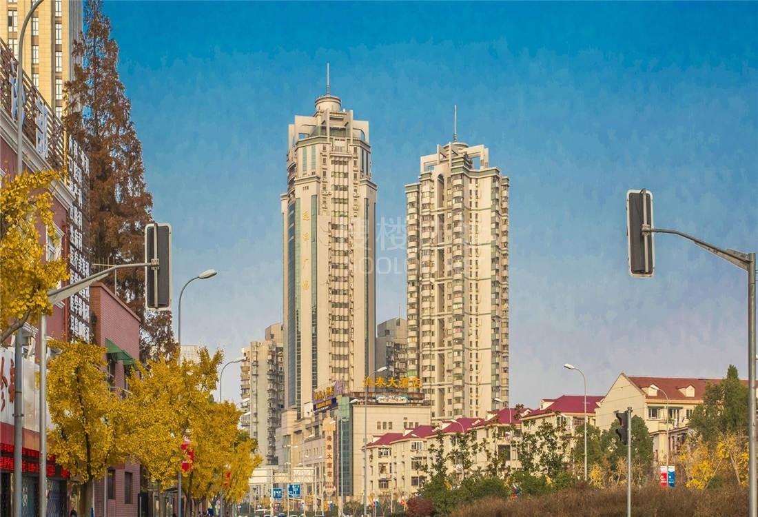 地段优势式：坐拥人民广场繁华商圈，上海远洋广场稀缺写字楼火热招租中