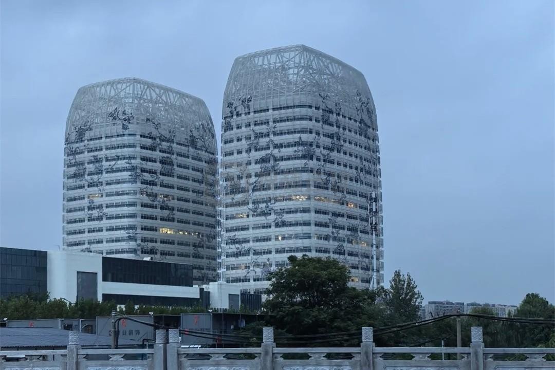 上海兰韵文化中心：地铁上盖+高配硬件，企业选址的不二之选