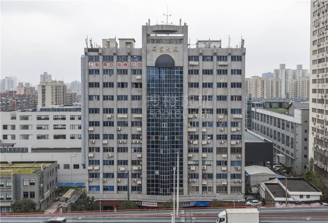 上海五星大厦：近双地铁，灵动办公空间，开启商务新篇章
