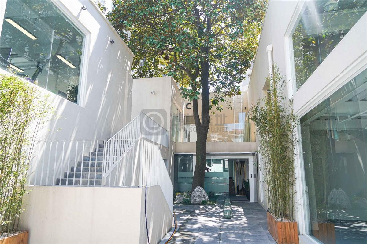 探秘北外滩百年厂房改造：ENJOY趣办·白玉兰如何重塑花园办公新范式