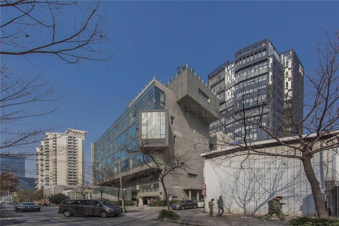 同济规划大厦写字楼招租：灵动户型+高配设施，助力企业腾飞、