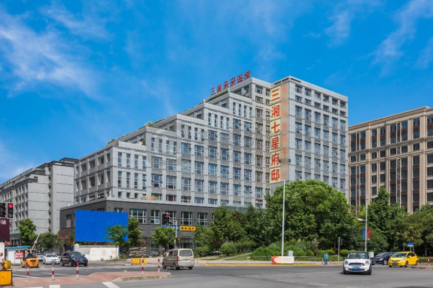 杨浦新江湾城三湘·未来海岸：4.5米层高，尽享生态办公