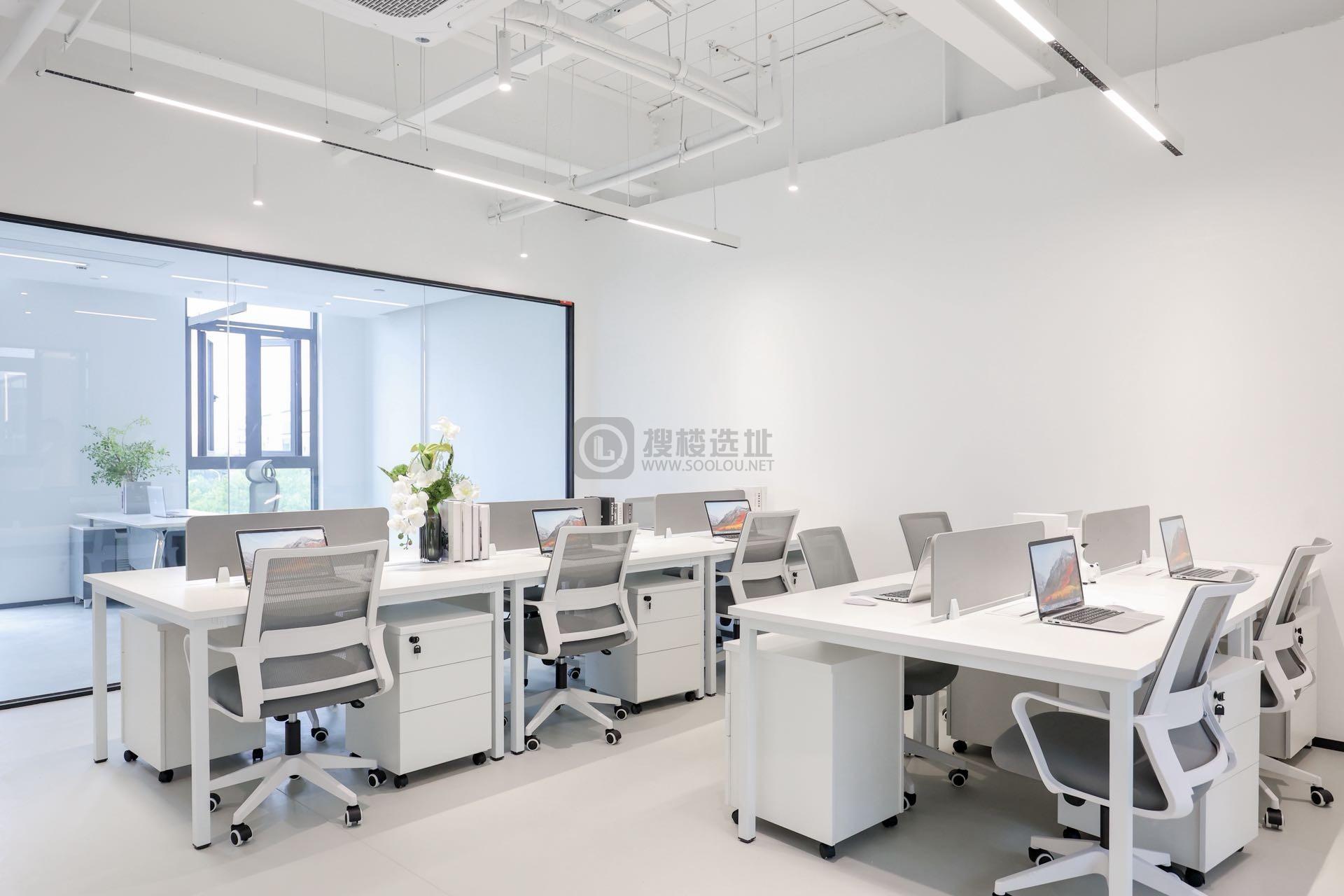 大华德必WE100平米办公室出租