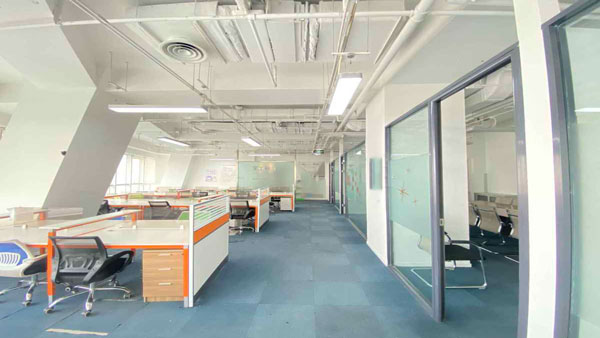 望京SOHO高区338平米精装大户型写字楼出租__业主直租400-087-7868