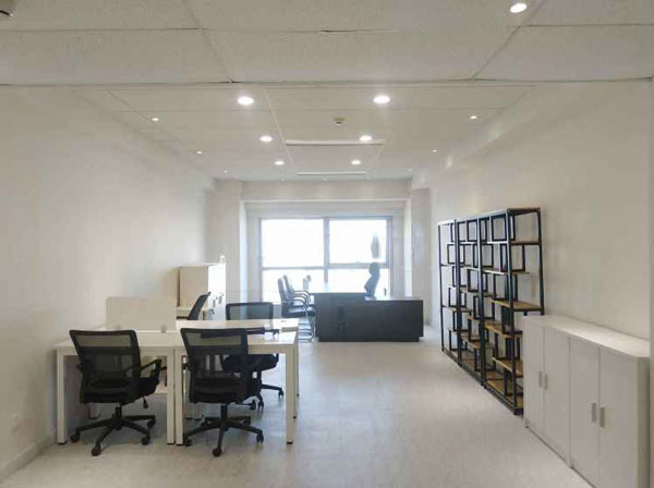 嘉美中心81平米,精装带家具,14号线望...写字楼出租__业主直租400-087-7868