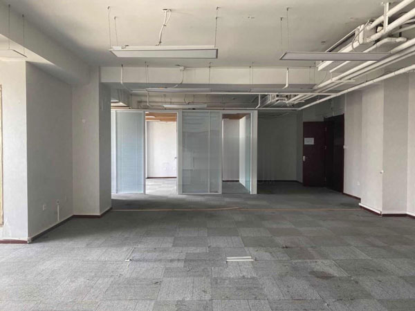 大望路万达广场,金融公司遗留,带全套家具写字楼出租__业主直租400-087-7868