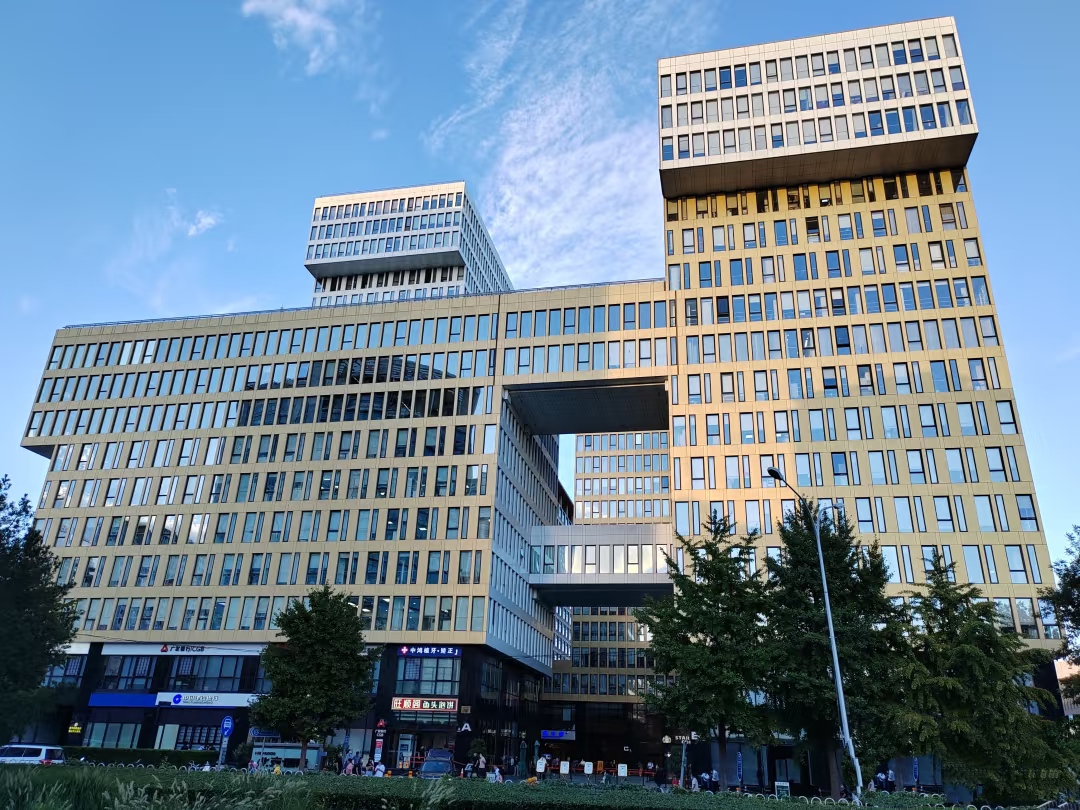 北京国际大厦写字楼出租_海淀区中关村_业主直租400-087-7868