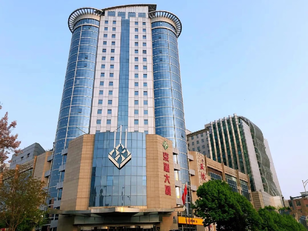 京粮大厦写字楼出租_朝阳区CBD_业主直租400-087-7868