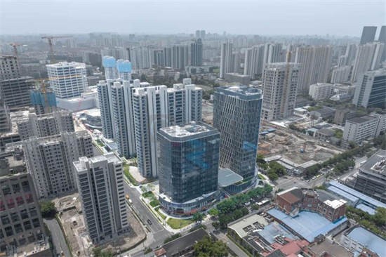 鑫耀中心写字楼出租：漕河泾65万方综合体，LEED金级认证甲级办公