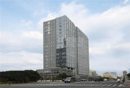 贝岭大厦写字楼出租：宜山路810号甲级写字楼，4.8米层高集成电路产业高地