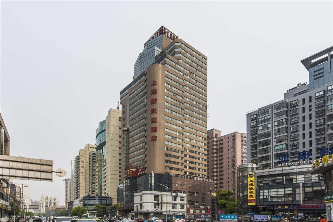 金轩大厦写字楼出租：南丹东路238号28层甲级写字楼，徐家汇站189米地铁上盖